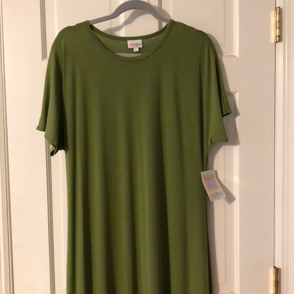 LuLaRoe Dresses & Skirts - Large LulaRoe Maria NWT LuLaRoe Dresses & Skirts - Large LulaRoe Maria NWT